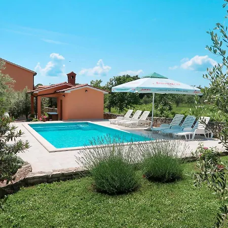 Apartment Martina - Lbn376 By Interhome